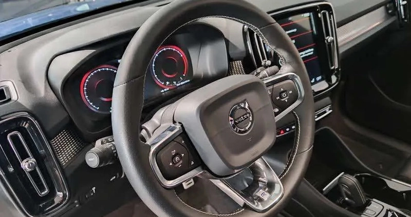 Volvo XC 40 cena 144600 przebieg: 92860, rok produkcji 2020 z Krzyż Wielkopolski małe 466